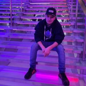 Meet your Posher, Mounir